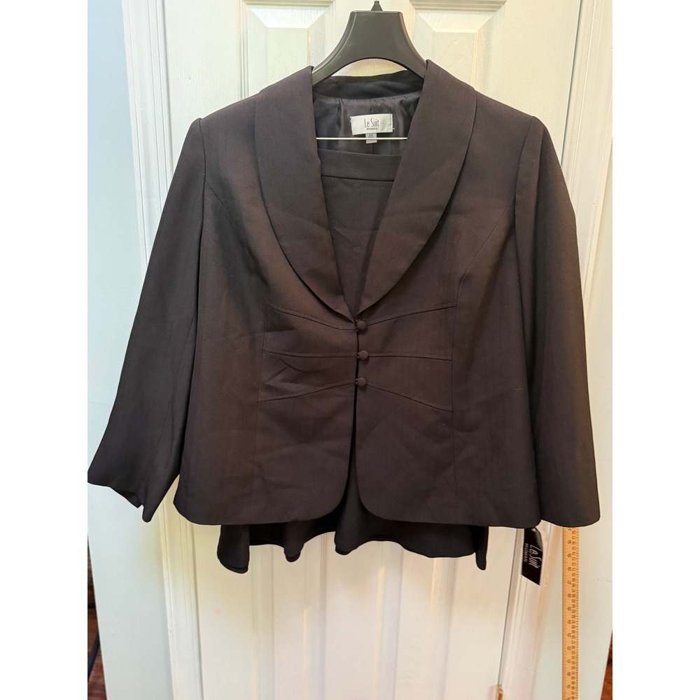Le Suit Woman Black 2 Piece Skirt Suit Blazer Set Size 20W Professional